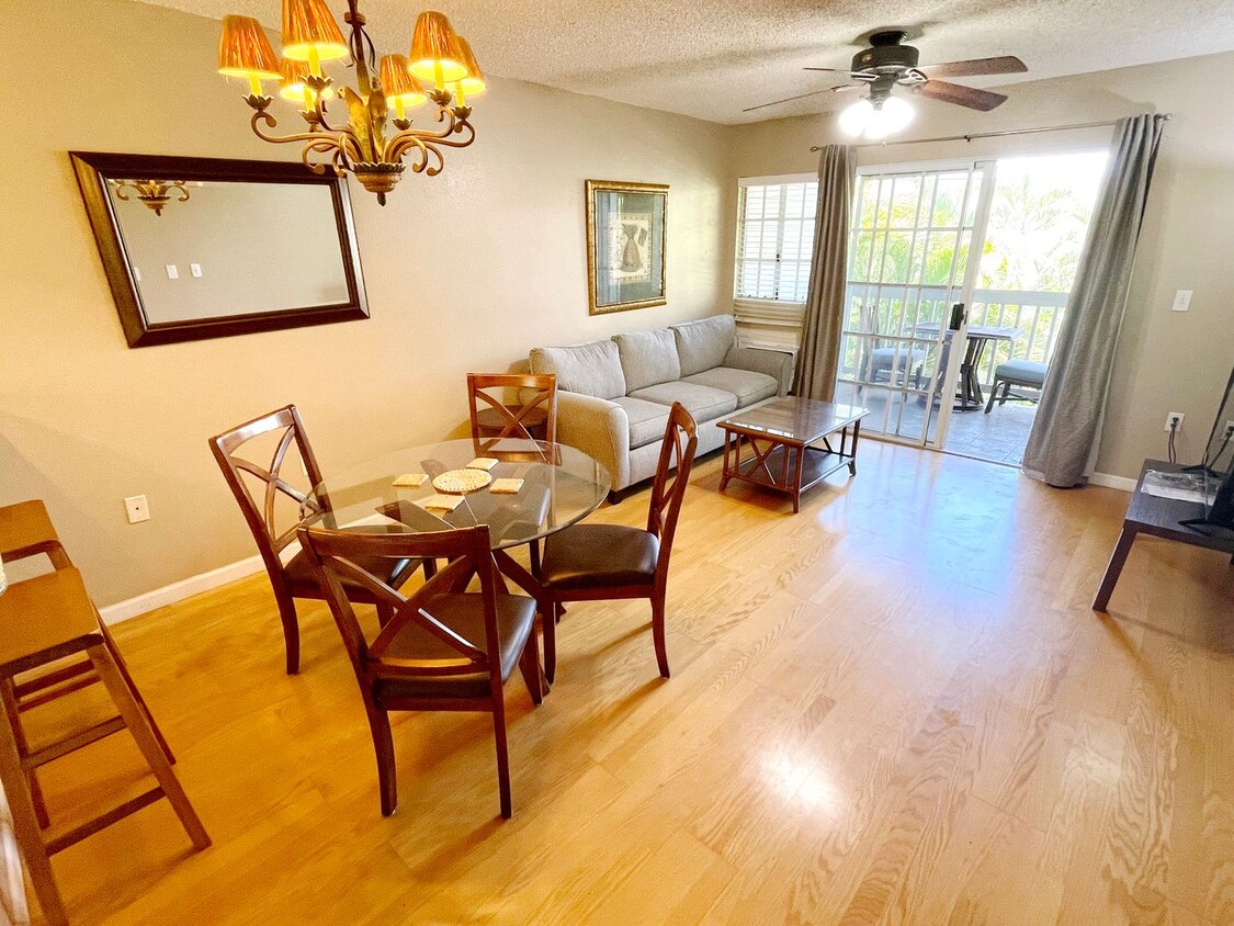 Primary Photo - Furnished 2 Bedroom 2 Full Bathroom unit i...