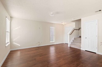 Building Photo - 15606 Kiplands Bend Dr
