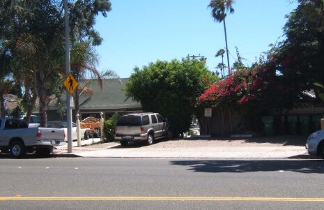 Building Photo - 441 N Coast Hwy