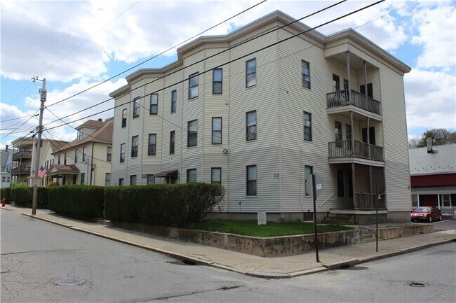 Foto del edificio - 318 3rd Ave