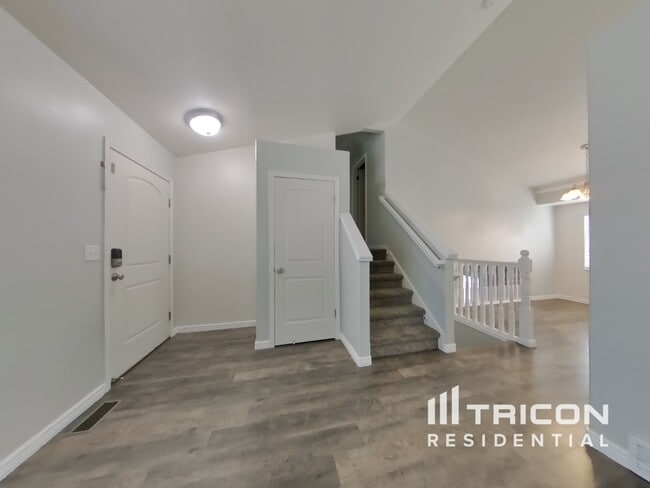 Building Photo - 4199 S 3250 W