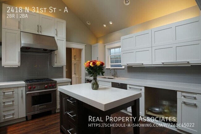 Foto del edificio - 2418 N 31st St