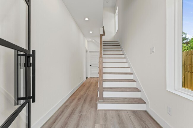 Foto del edificio - 4102 Alice St