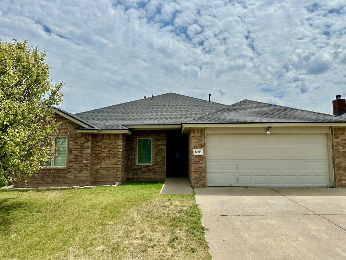 Foto principal - 6903 35th St