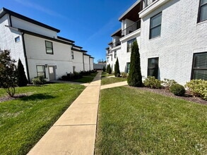 Building Photo - 1009 Dansby Dr
