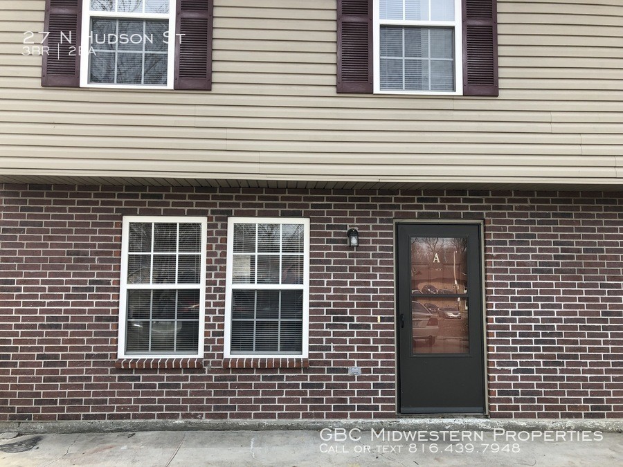 Primary Photo - TOWNHOUSE FOR RENT IN BUCKNER MO!