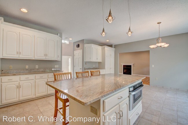 Building Photo - 4 br, 3.5 bath House - 35 Sovereign Ridge