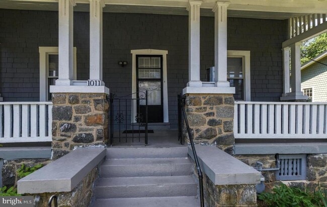 Foto del edificio - 1011 Douglas St NE