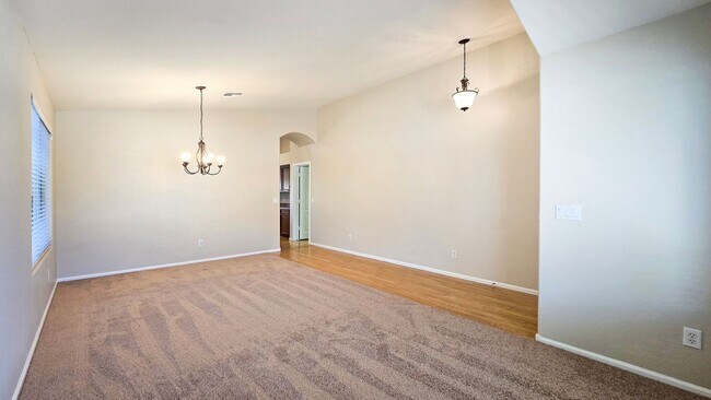 Building Photo - 16141 W Gibson Ln