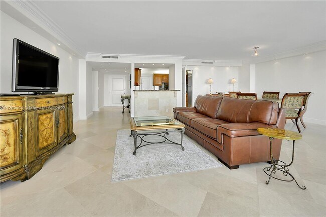 2100 S Ocean Ln Unit 1808 - 4