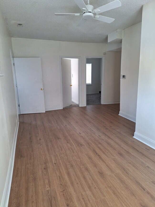 Sala de estar - 1220 Louisiana St