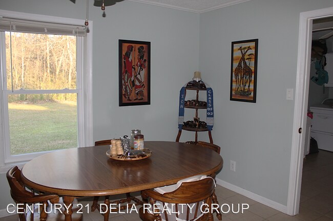 Foto del edificio - 4 br, 2 bath House - 8523 Main St.