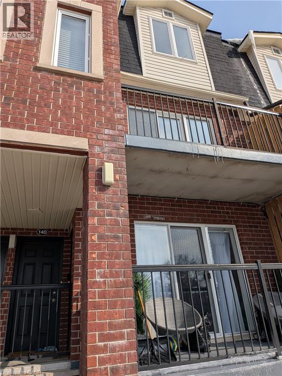 Building Photo - 45 Cedarhill Crescent