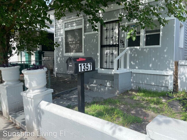 Foto del edificio - 3 br, 1 bath House - 1357 Evergreen Ave