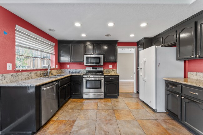 Foto del edificio - 2126 Sunhaven Ct