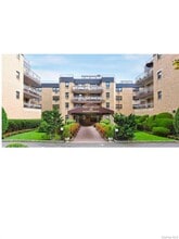 Building Photo - 40 Stoner Ave