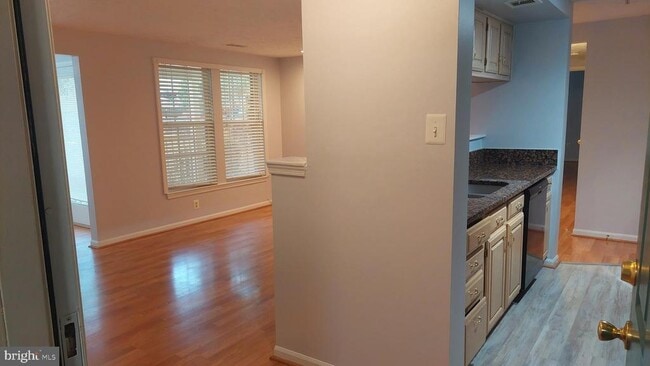 Building Photo - 13107 Briarcliff Terrace