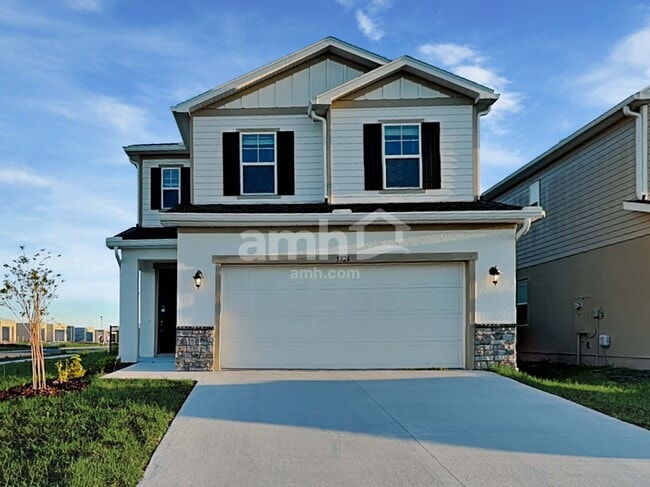 Building Photo - 5926 Pinewood Ests Dr