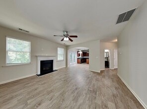 Building Photo - 4517 Creekside Cove