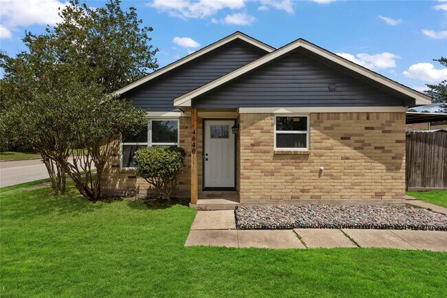 Foto del edificio - 4640 Orange Cir S