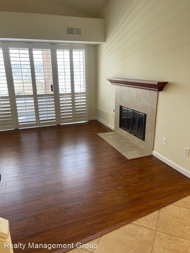 Building Photo - 2 br, 2 bath House - 7083 Camino Degrazia ...