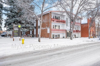 Building Photo - 9915-9101 101 St