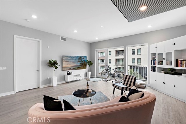 Building Photo - 3503 Rivington