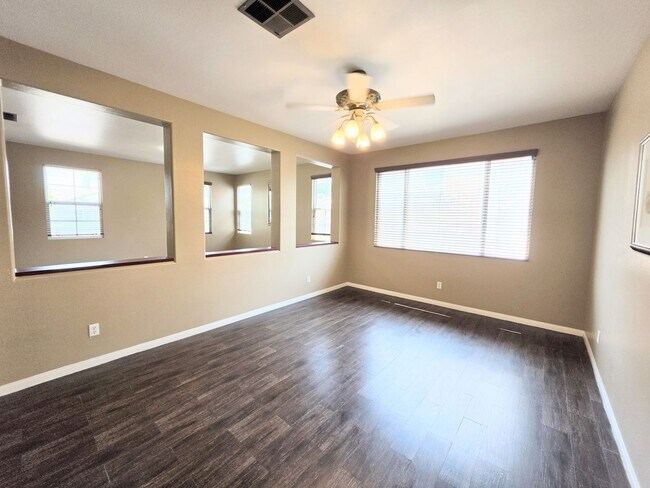 Foto del edificio - 30040 Cheveley Park St