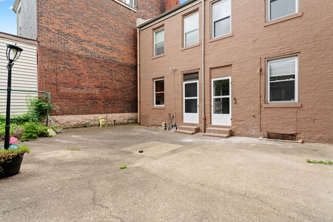 Building Photo - 97-99 S 11th Street