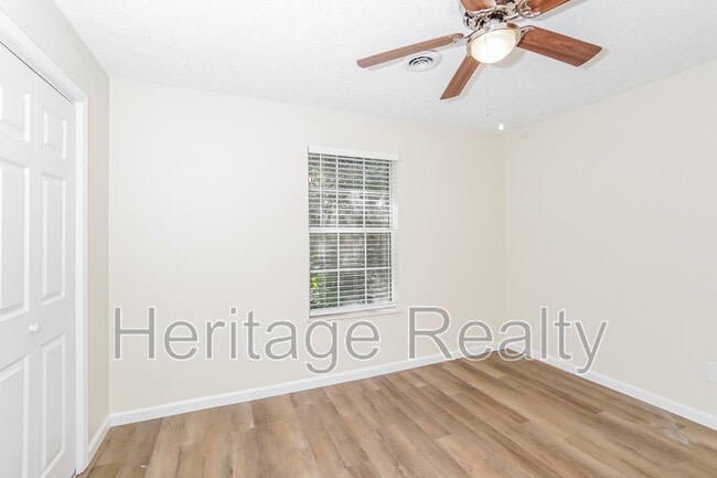Building Photo - 4207 Iona Way
