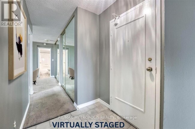 Building Photo - 155 Front St N