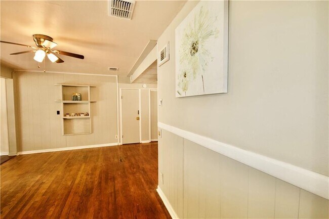 Building Photo - 7905 Brockman St