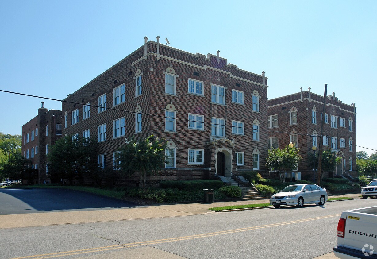 Building Photo - 316 Walnut St