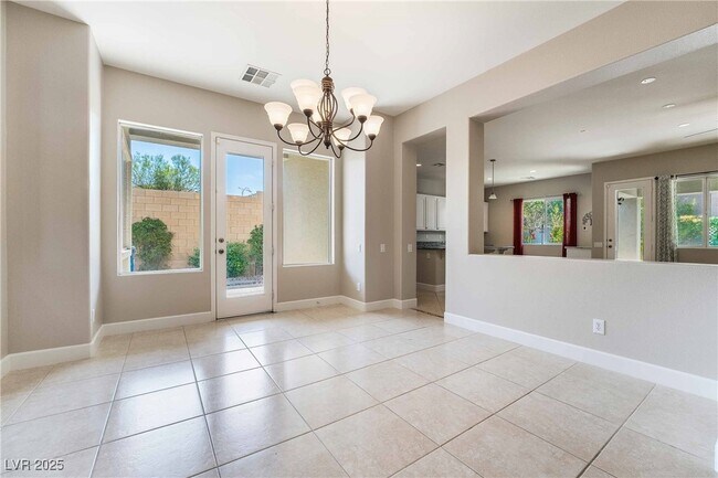 Foto del edificio - 2475 Blackcraig St