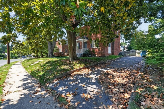 Photo - 2713 Arcola Ave House