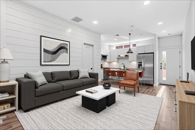 Building Photo - 5924 S Congress Ave