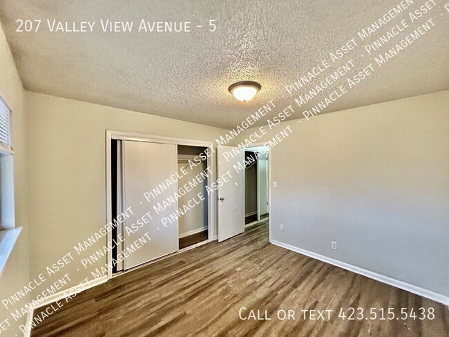 Foto del edificio - 207 Valley View Ave