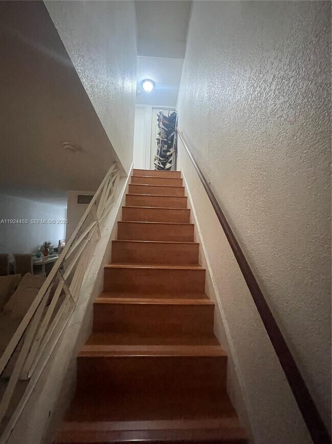 Building Photo - 4852 NW 9th Dr