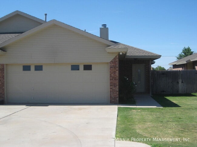 Building Photo - 5705 Fordham St