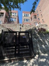 Building Photo - 646 W 207th St
