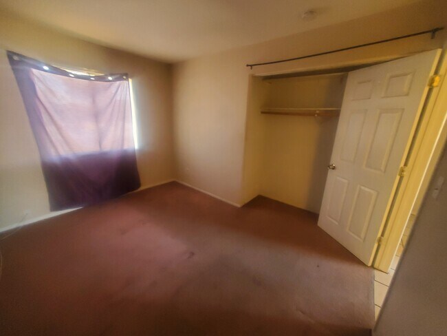 Foto del edificio - 8822 W Sahuaro Dr