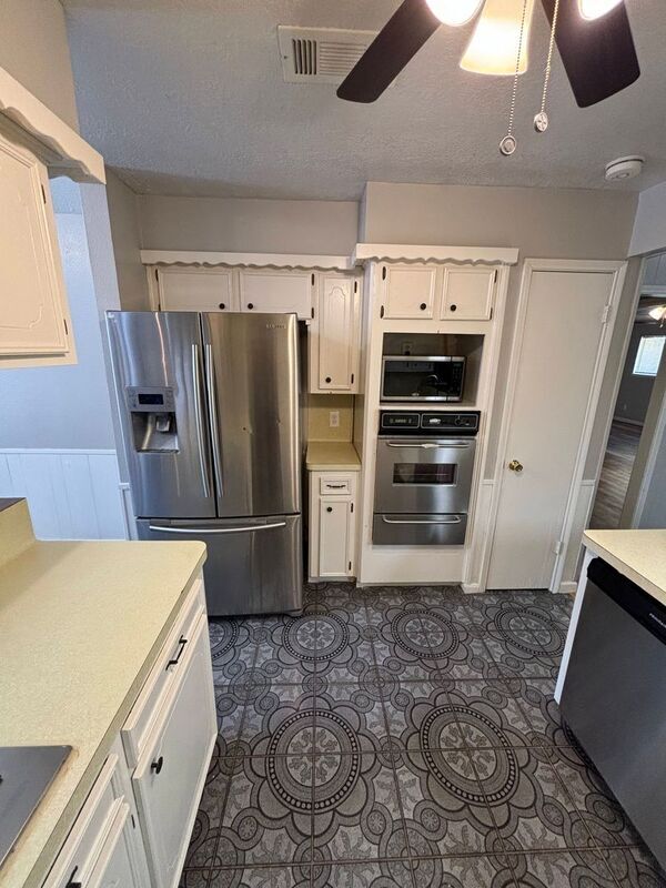 Building Photo - 4508 Chaparral Dr