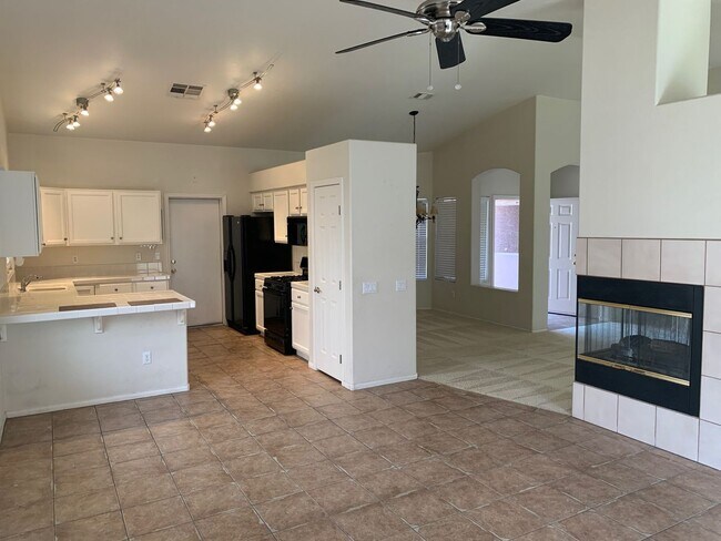 Building Photo - Single Story Home - Summerlin