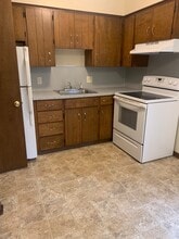 Building Photo - 475 W Mae Rose Ave