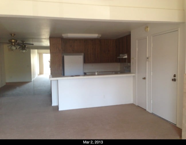 Building Photo - 9149 Village Glen Dr