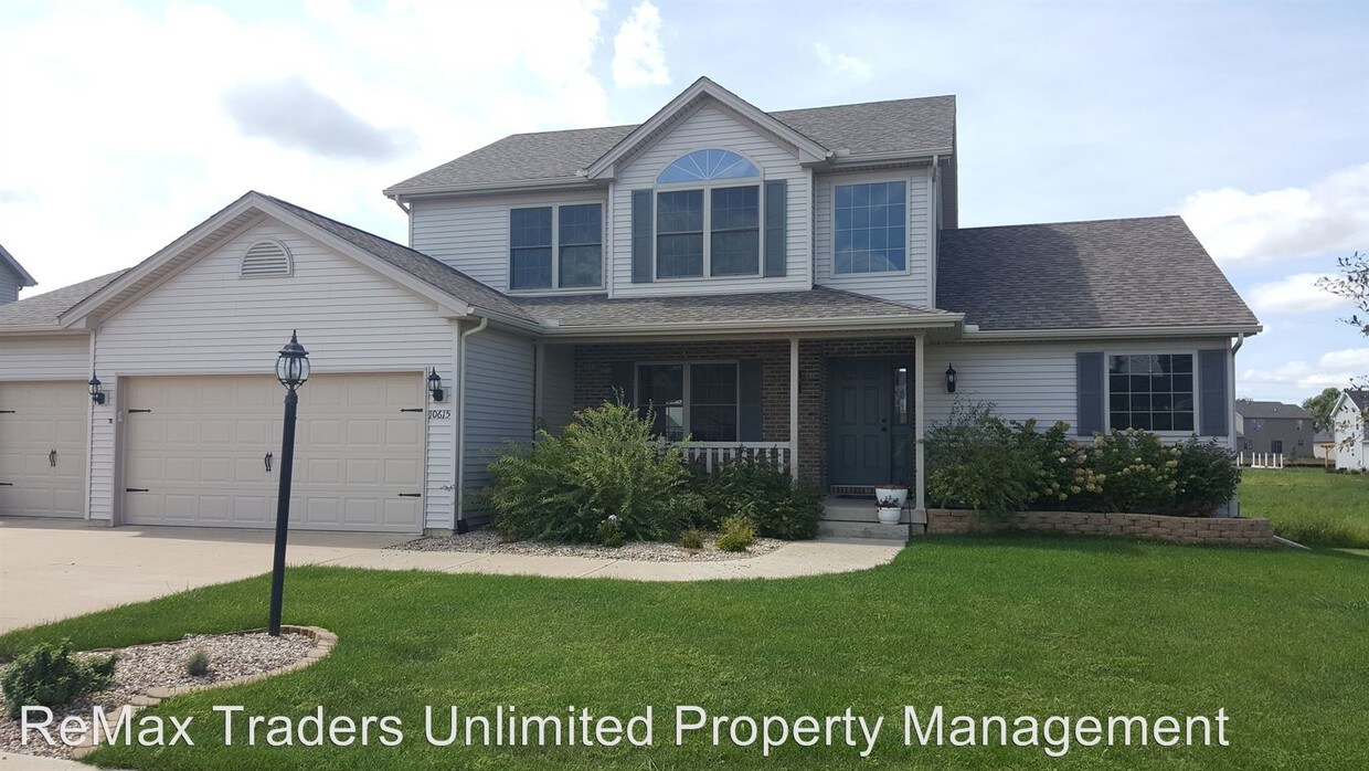Primary Photo - 10615 N Glenfield Dr