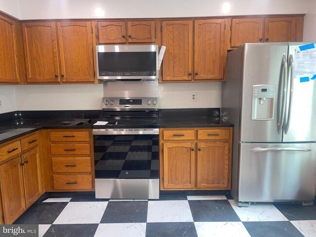 Building Photo - 10195 Valentino Dr