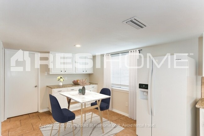 Building Photo - 7308 Bristlecone Ct