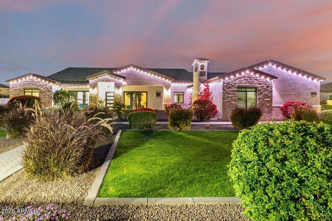 Building Photo - 5348 W Encanto Verde