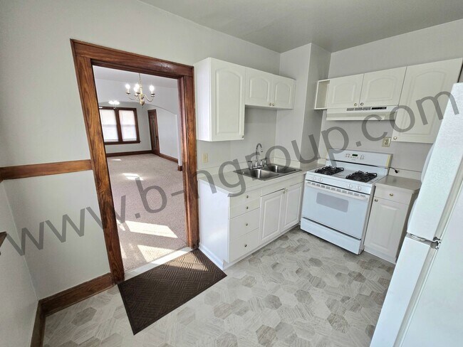 Foto del edificio - 5041 23rd Ave